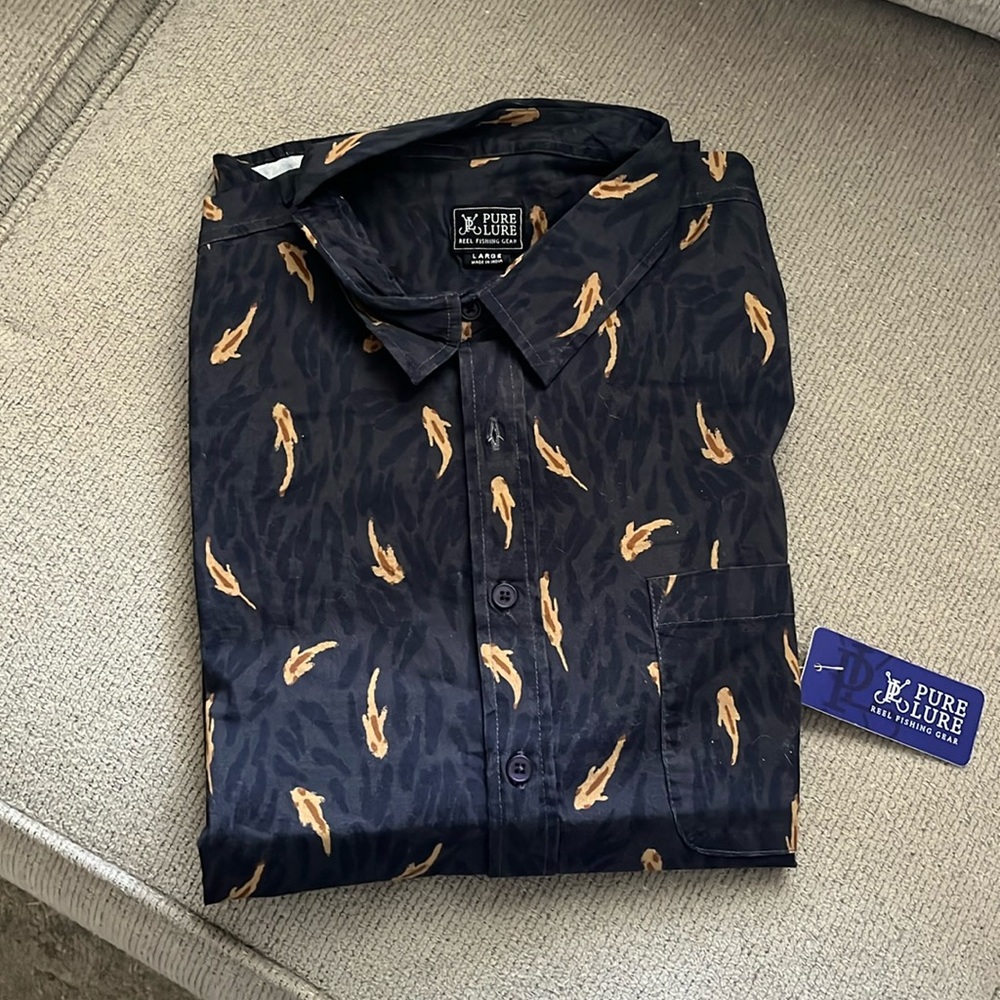 NWT Men’s Pure Lure Button Down